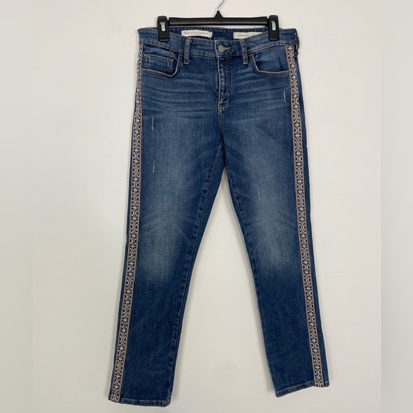 Pilcro and the Letterpress Embroidered Slim Boyfriend Jeans. Size 28. - Picture 1 of 14